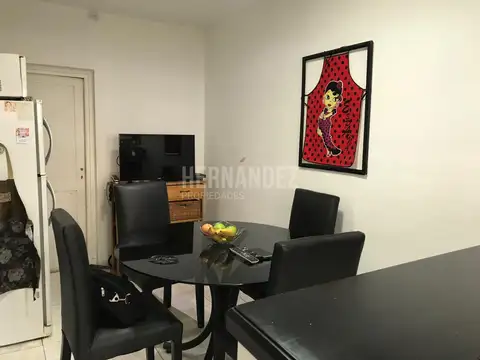 CASA 5 AMBIENTES, PARQUE, QUINCHO PARRILA Y COCHERA