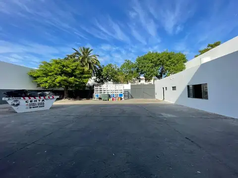 Galpon en Venta 83  mts Fondo