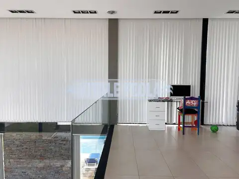 Casa 6 ambientes con 3 baños