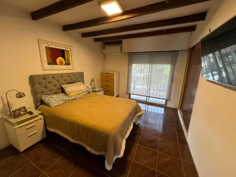 Depto Tipo Casa en Venta con 1 cocheras