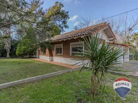 Venta casa en Villa Elisa