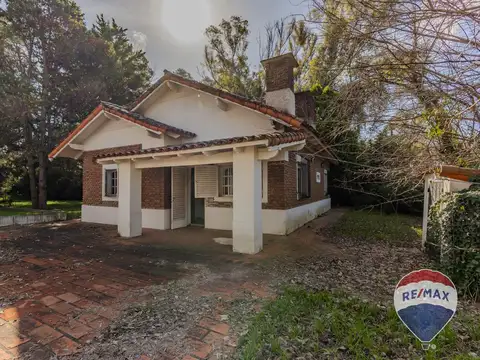 31 entre 421 bis y 423 villa elisa 1100