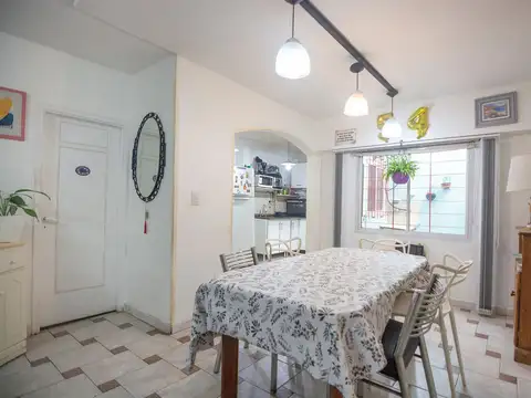 Depto Tipo Casa en Venta 56 años