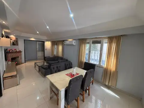 Casa en Venta en Ramos Mejía, USD 200.000