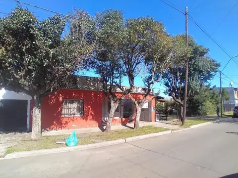 Casa americana- 3 ambientes- Ituzaingó Norte