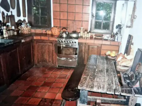 Casa 6 ambientes con 3 baños