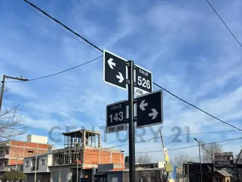 525 entre 142 y 143 , Piso 0