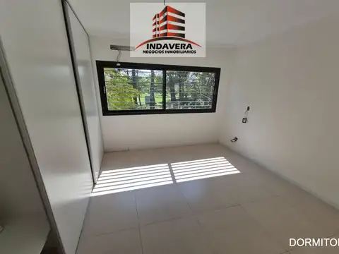 Depto Tipo Casa en Venta con 1 cocheras