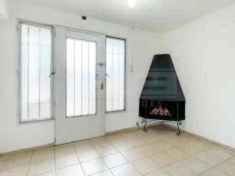 Depto Tipo Casa en Alquiler de 3 dormitorios