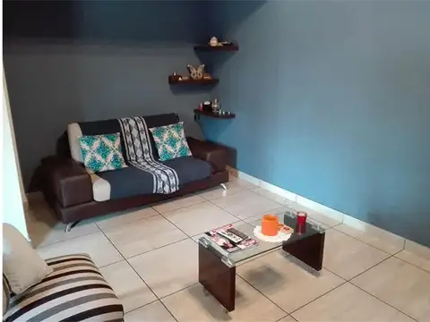 Depto Tipo Casa 3 ambientes con 1 baño