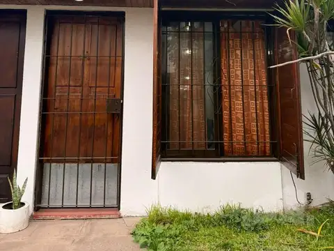 PH 2 AMBIENTES EN ALQUILER CASTELAR 