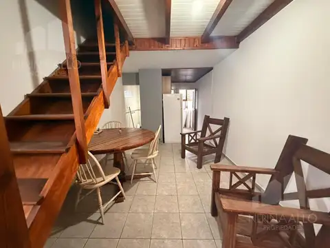 Depto Tipo Casa en Alquiler en Castelar Norte, $ 600.000