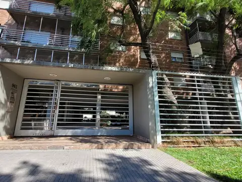 Departamento dos ambientes con cochera en Venta - Morón