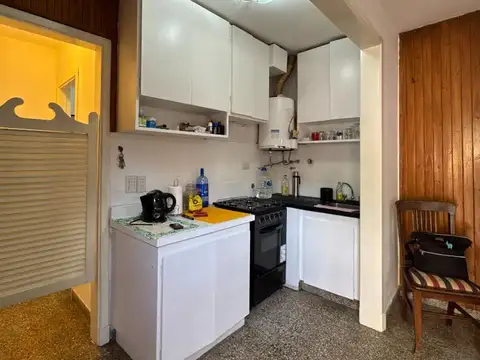 Dpto tipo ph 2 amb con patio y cochera - Capello