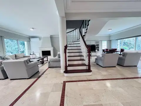 Casa en Venta en Armenio, USD 690.000
