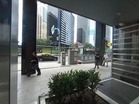 Edificio Comercial - Retiro