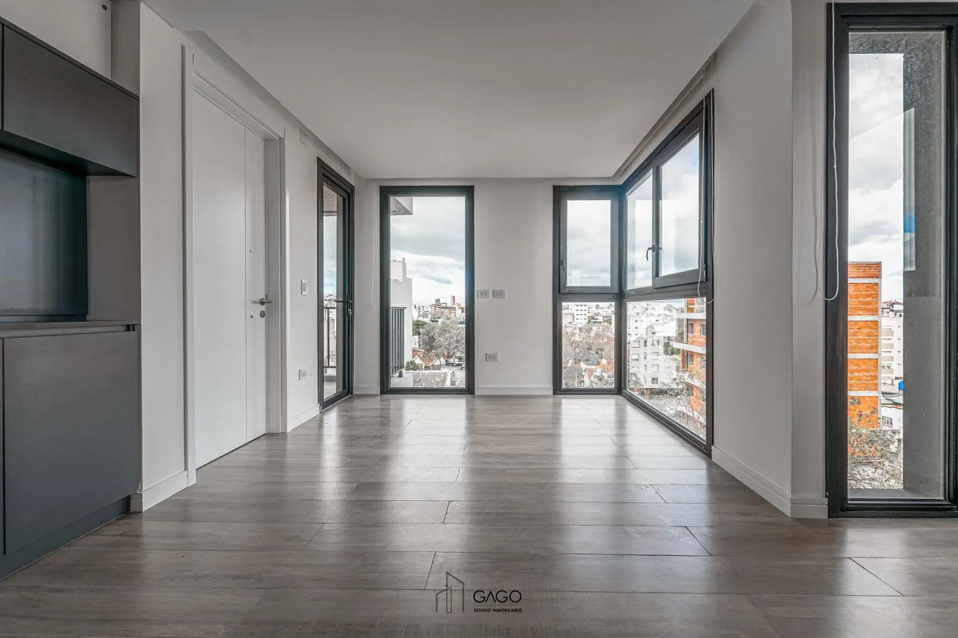 Departamento 3 amb, 99m² con cochera — Chauvin