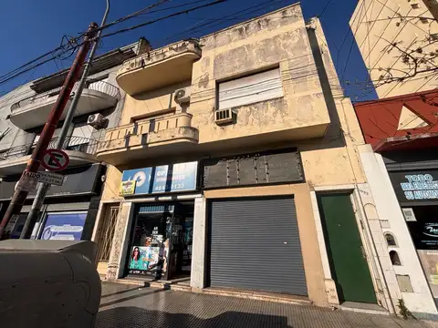 Rivadavia al 11000