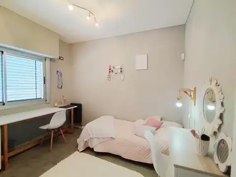 Casa 6 ambientes con 4 baños