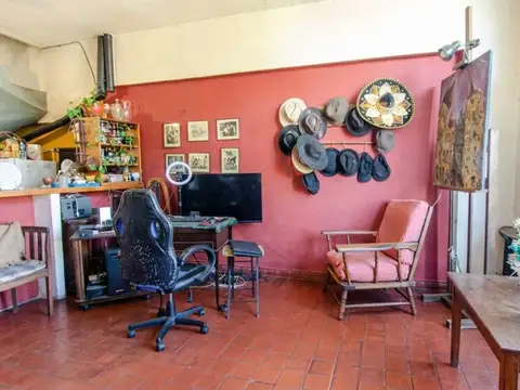 Depto Tipo Casa en Venta en Liniers, USD 84.000