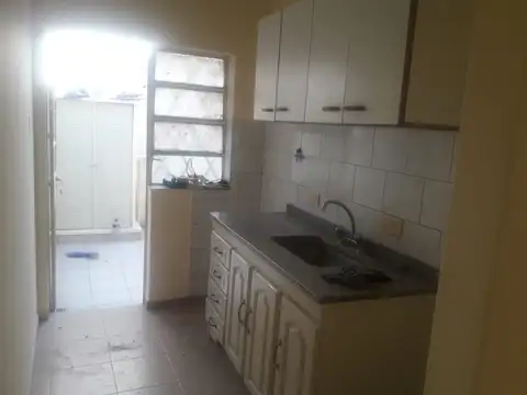 Depto Tipo Casa en Venta en San Antonio de Padua, USD 50.000