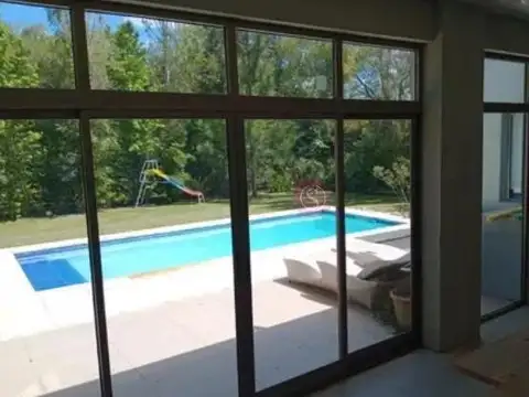 VENTA CON RENTA HARAS SANTA MARIA