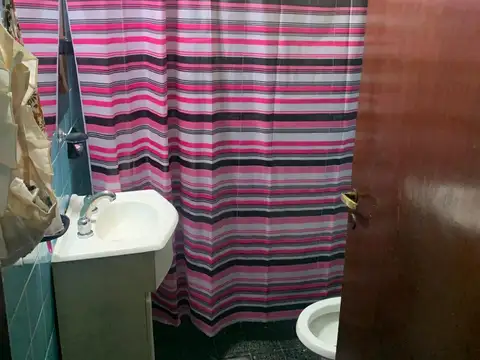 p.h  4 ambientes al frente en planta baja garage terraza