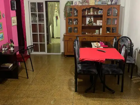 p.h  4 ambientes al frente en planta baja garage terraza