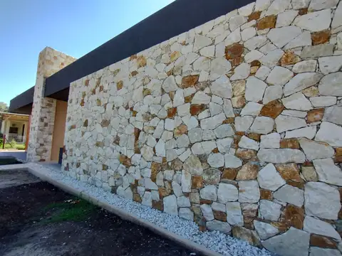Casa en Venta en Manzanares, USD 215.000