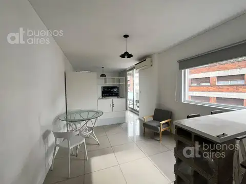 Monoambiente con balcón y amenities en Monserrat en alquiler temporario