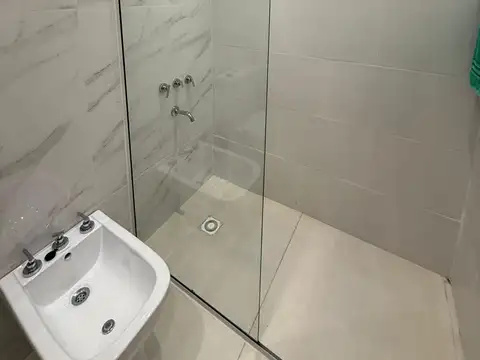 Departamento de 2 amb al contrafrente