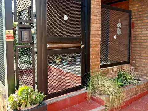 Casa en Venta en Martínez, USD 299.000