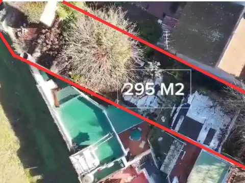 Esteban Echeverria 300