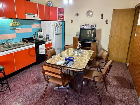 VENTA CASA 4 AMB, APTA CRÉDITO, MORON