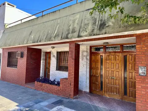 Huaura 100, Piso 0