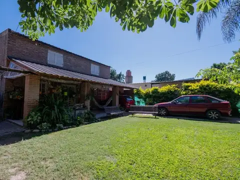 Calle los Colibries - entre santa rosa y los cardenales 100