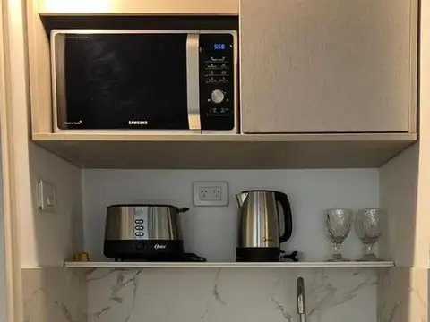 Venta depto. 3 ambientes reciclado en Retiro