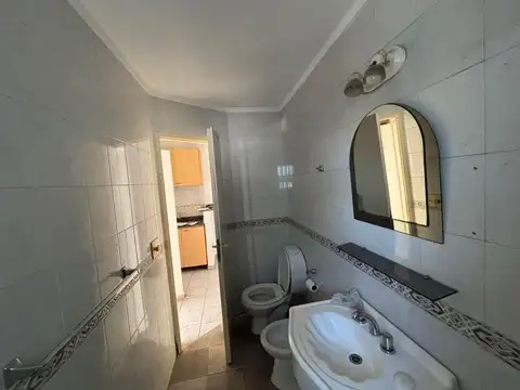 Departamento 2 ambientes CON COCHERA! Excelente Ubicación