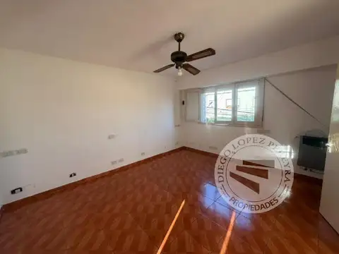 Depto Tipo Casa en Alquiler de 1 dormitorio