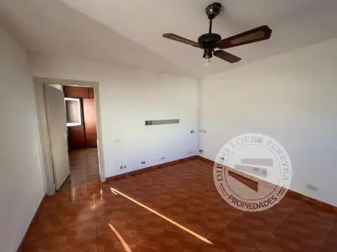 Depto Tipo Casa en Alquiler de 2 ambientes
