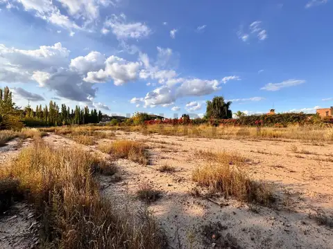 LOTE PARA INVERTIR EN VISTALBA