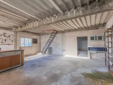 VENTA 2 CASAS Y LOCAL COMERCIAL EN CANELÓN CHICO