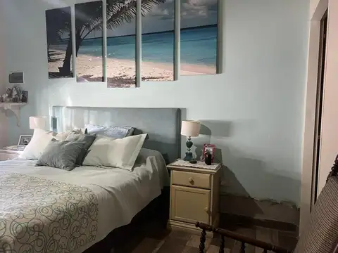 Depto Tipo Casa en Venta con 1 cocheras