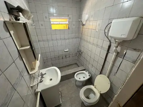 Casa en VENTA 2 Hab. + patio