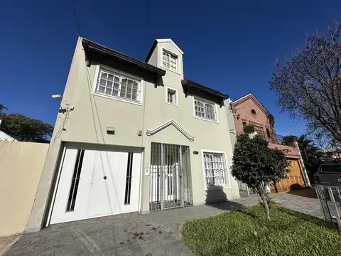 Casa en Venta en Centro  - Zarate, USD 197.000