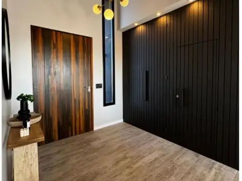 Casa en Alquiler en San Sebastian, USD 1.700