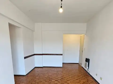 Avenida Juan Bautista Justo 8500, Piso 5