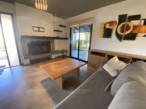 Casa en Venta en Pinares, USD 360.000