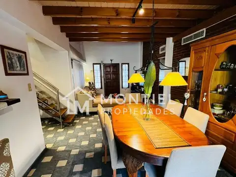Casa en Venta en Martín Coronado, USD 185.000