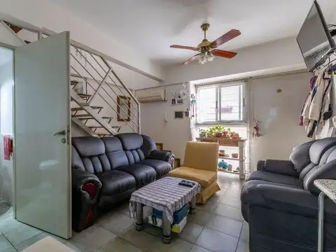 Depto Tipo Casa en Venta 26 años